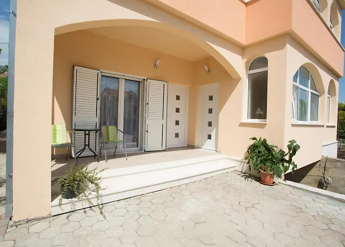 Apartments Kampanel